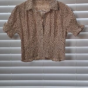 Sim & Sam women's blouse. Size medium Cream colored with brown floral print.